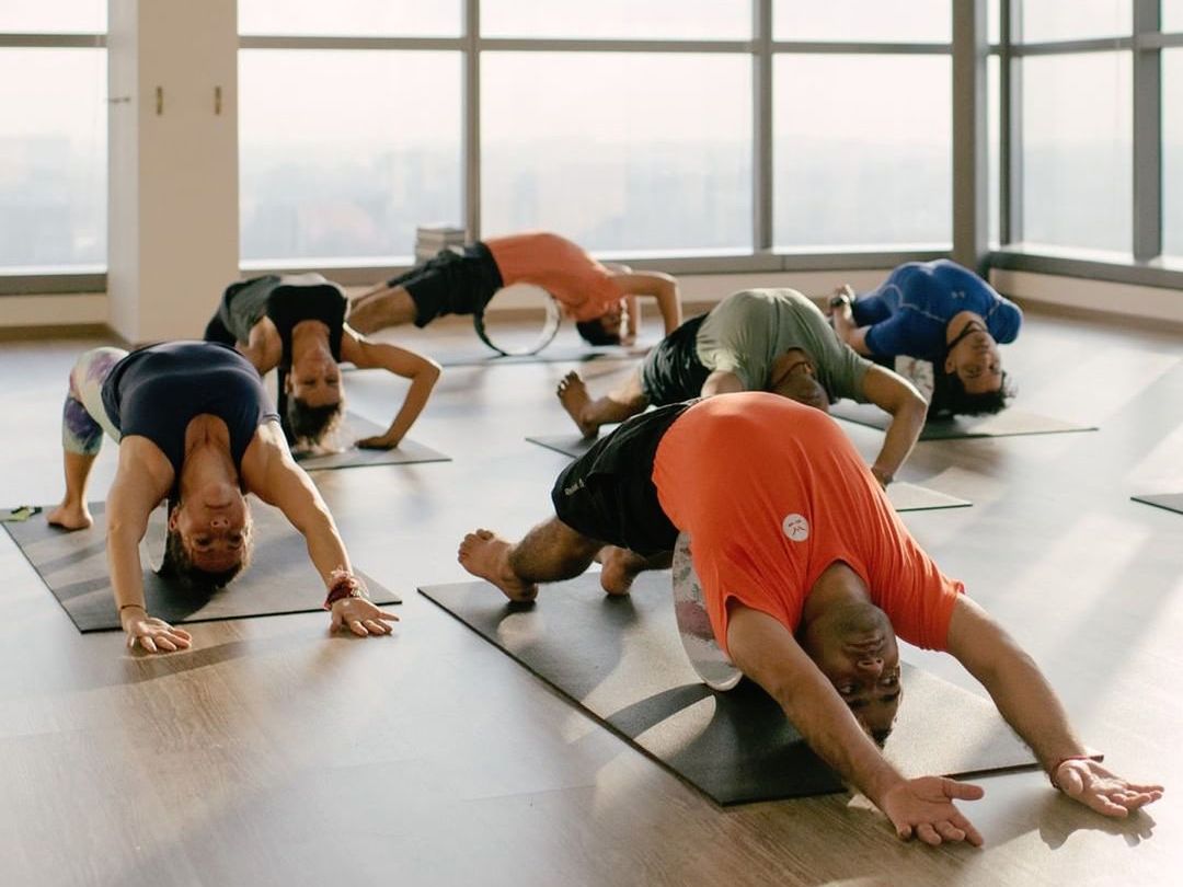 9 Best Yoga Classes In Singapore For Every Budget