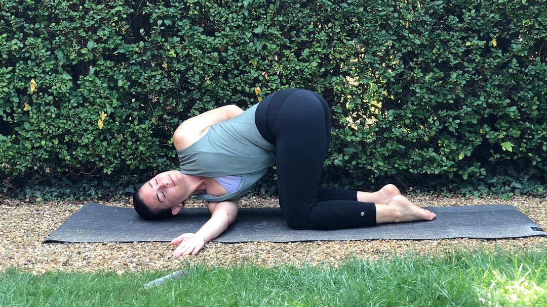 Try These 9 Yoga Poses for a Good, Upper Body Stretch - DoYou