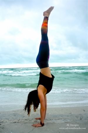 Erin Motz Handstand