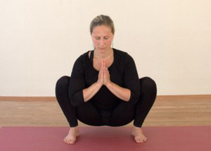 6 Yoga Poses to Release Tension in Your Hips After a Stressful Day