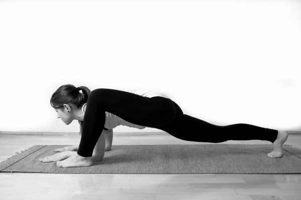 Low lunge - Ekhart Yoga