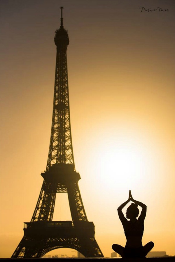 Yogini in Paris 1